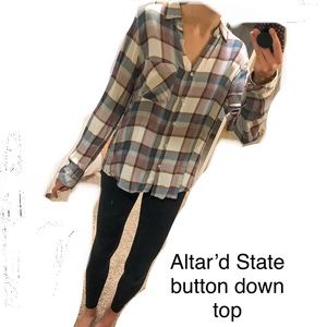Altar’d state button down top